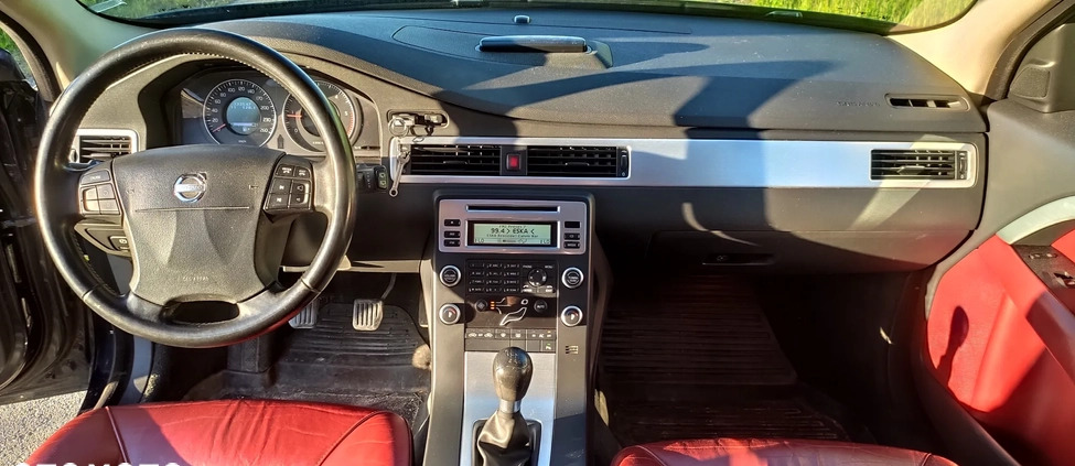 Volvo V70 cena 25900 przebieg: 333500, rok produkcji 2009 z Rzeszów małe 137